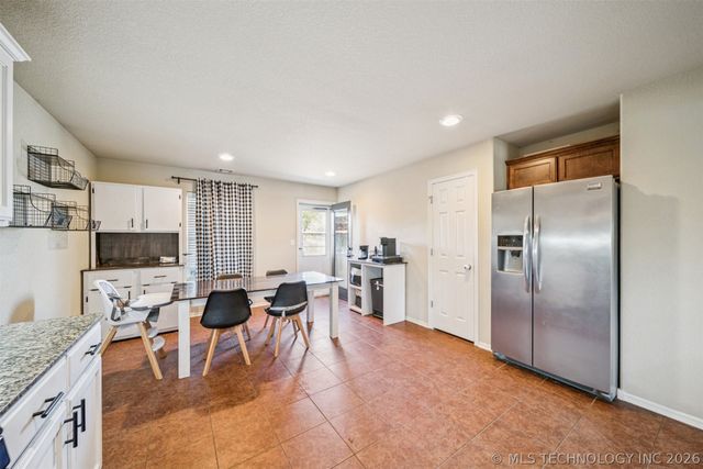 15128 E 108th Place North, Owasso, OK 74055