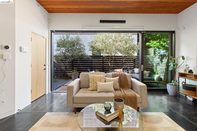 2010 9Th St, Berkeley, CA 94710