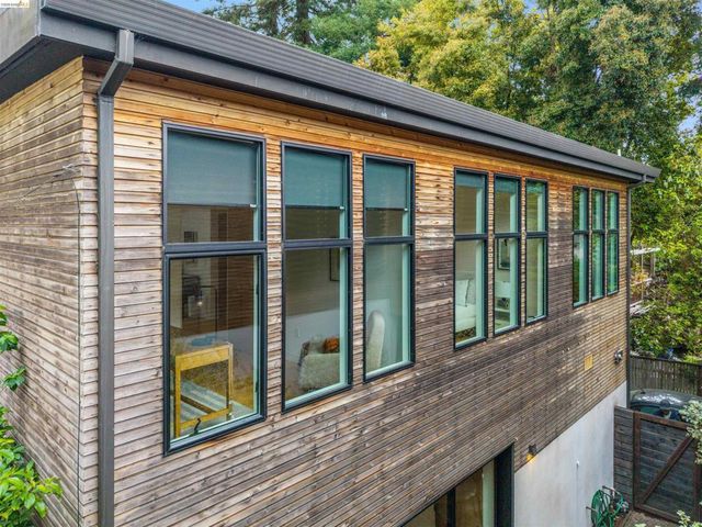 2010 9Th St, Berkeley, CA 94710