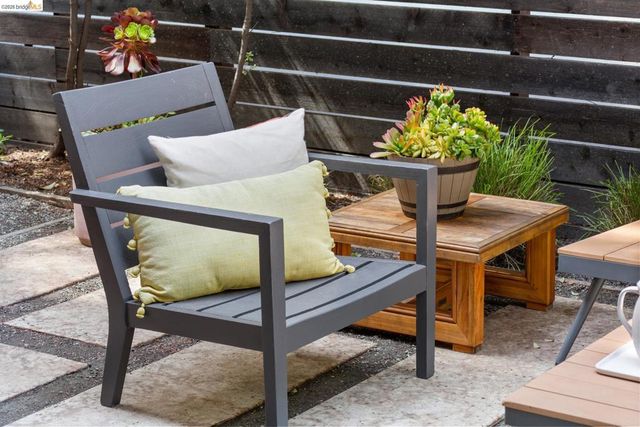 2010 9Th St, Berkeley, CA 94710