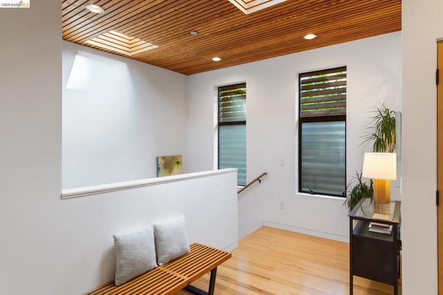 2010 9Th St, Berkeley, CA 94710