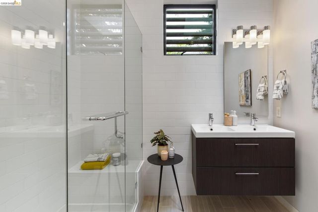 2010 9Th St, Berkeley, CA 94710