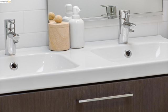 2010 9Th St, Berkeley, CA 94710