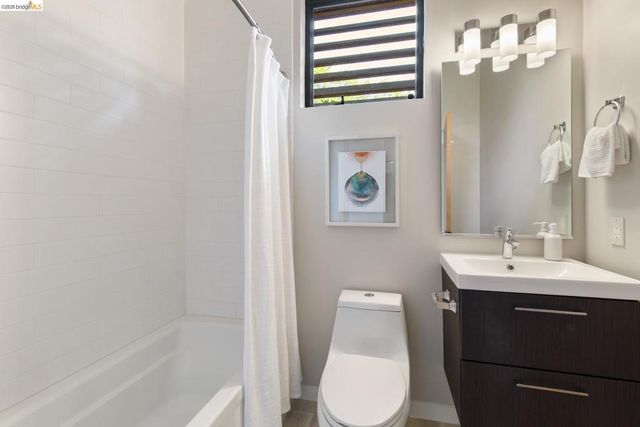 2010 9Th St, Berkeley, CA 94710