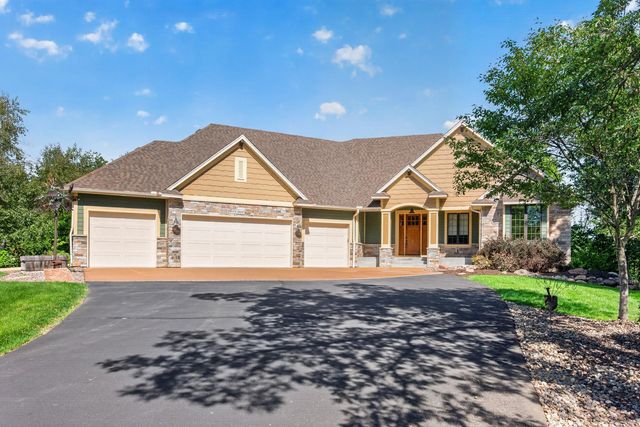 13457 Vickers Street NE, Ham Lake, MN 55304