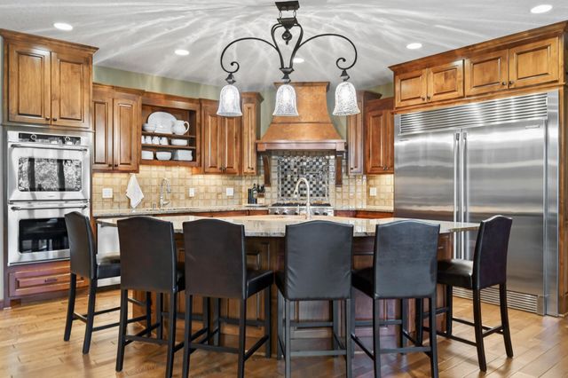 13457 Vickers Street NE, Ham Lake, MN 55304