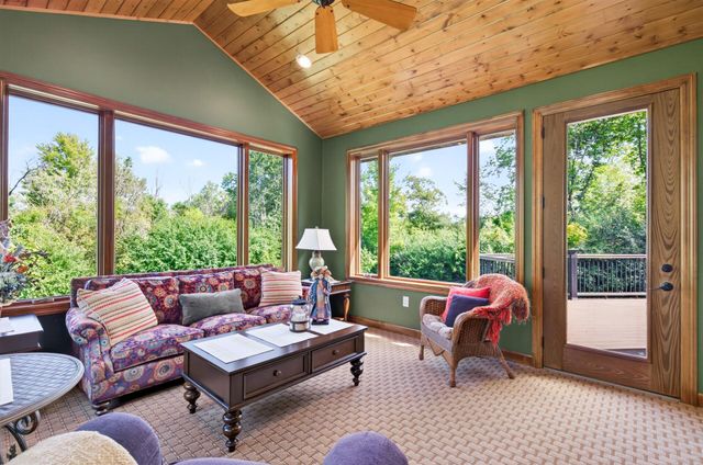 13457 Vickers Street NE, Ham Lake, MN 55304