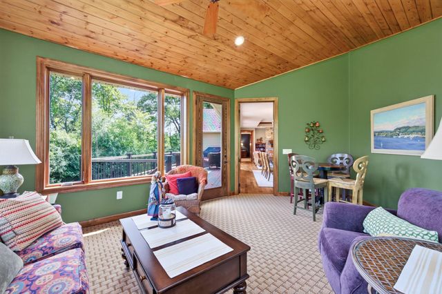 13457 Vickers Street NE, Ham Lake, MN 55304