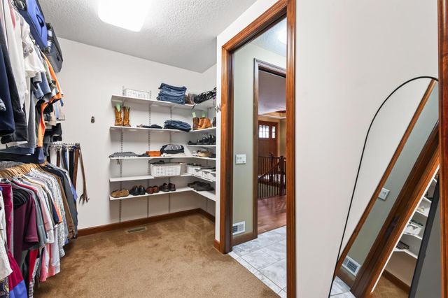 13457 Vickers Street NE, Ham Lake, MN 55304