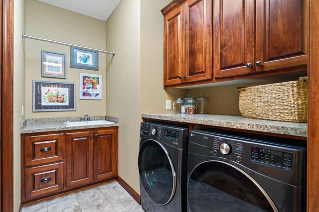 13457 Vickers Street NE, Ham Lake, MN 55304