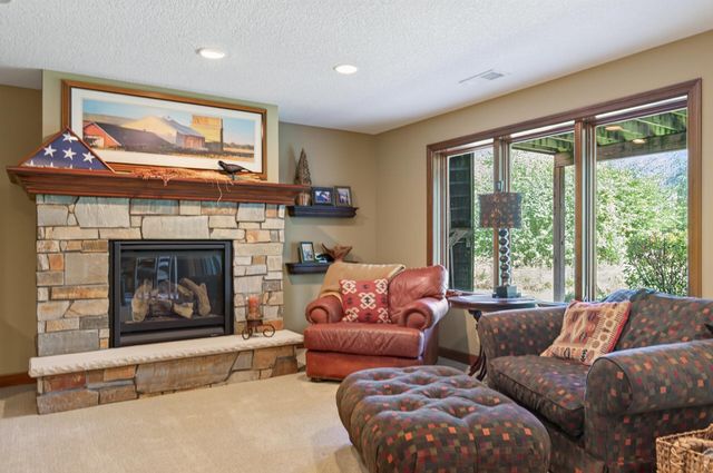 13457 Vickers Street NE, Ham Lake, MN 55304