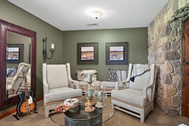 13457 Vickers Street NE, Ham Lake, MN 55304