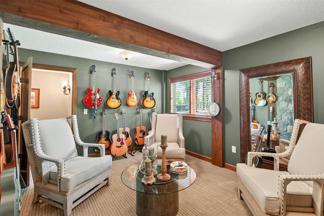 13457 Vickers Street NE, Ham Lake, MN 55304