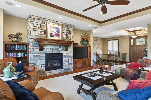 13457 Vickers Street NE, Ham Lake, MN 55304