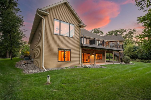 13457 Vickers Street NE, Ham Lake, MN 55304