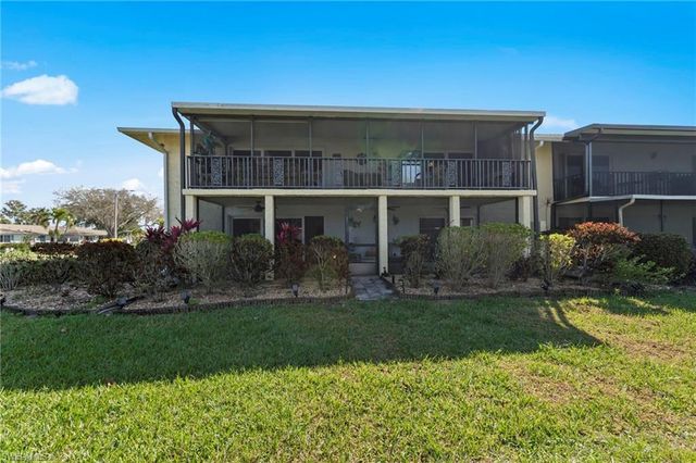 84 Glades BLVD 2, Naples, FL 34112