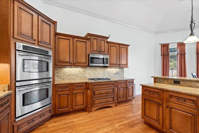 9248 LIGGON GREEN LN, Germantown, TN 38139