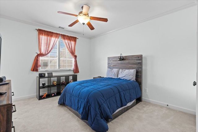 9248 LIGGON GREEN LN, Germantown, TN 38139