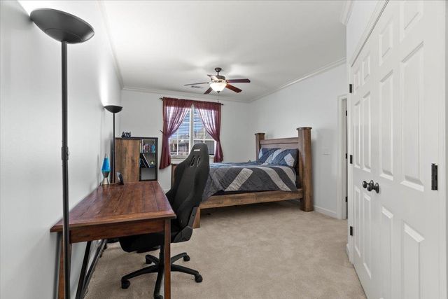 9248 LIGGON GREEN LN, Germantown, TN 38139