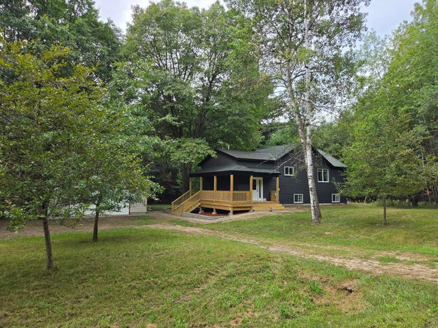 7220 237th Avenue NE, Stacy, MN 55079