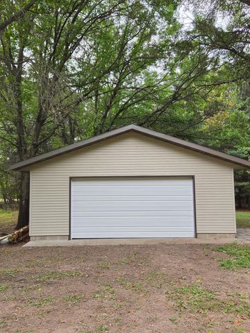 7220 237th Avenue NE, Stacy, MN 55079