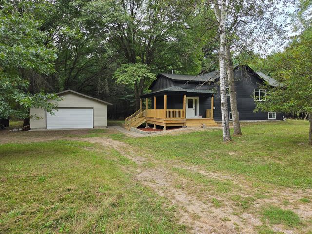 7220 237th Avenue NE, Stacy, MN 55079