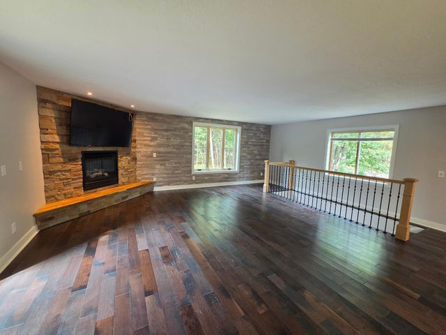 7220 237th Avenue NE, Stacy, MN 55079