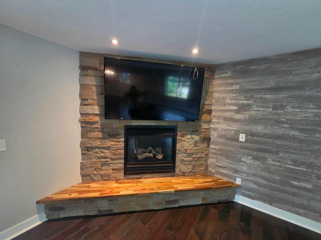 7220 237th Avenue NE, Stacy, MN 55079