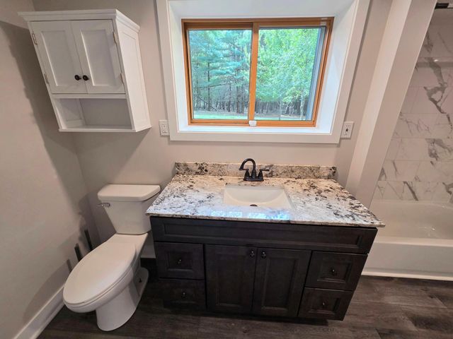 7220 237th Avenue NE, Stacy, MN 55079