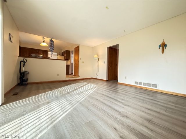 573 Beverly Drive, Tallmadge, OH 44278