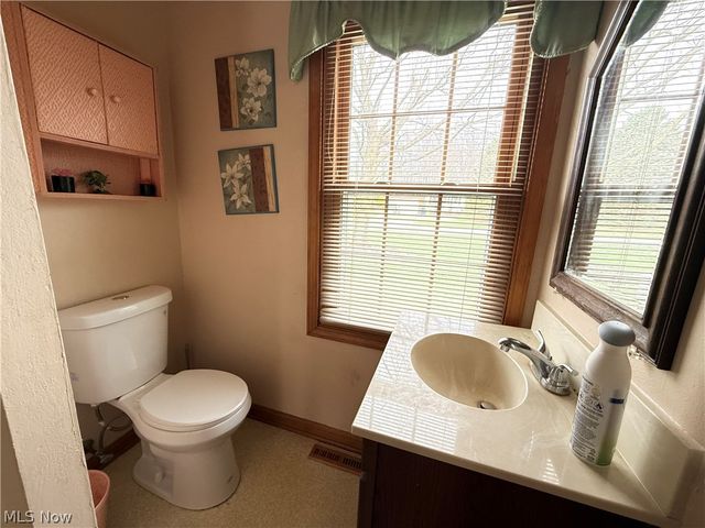 573 Beverly Drive, Tallmadge, OH 44278