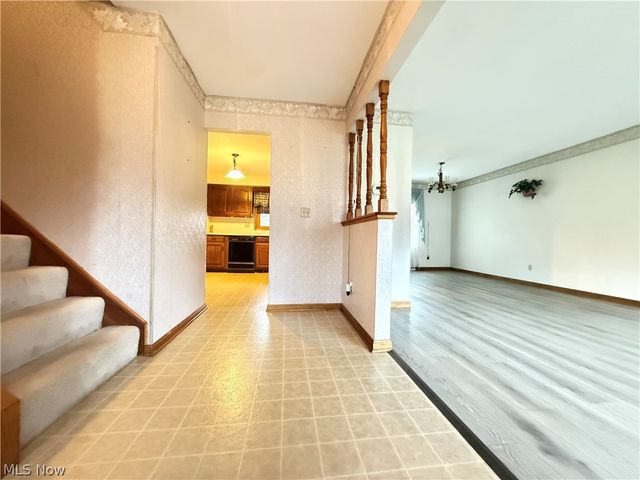 573 Beverly Drive, Tallmadge, OH 44278