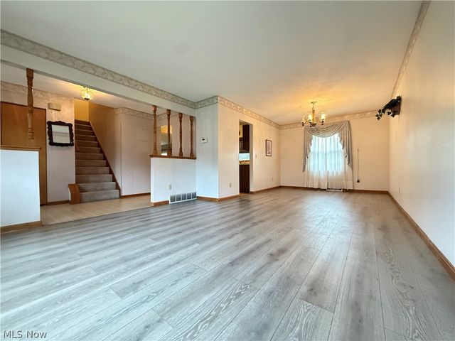 573 Beverly Drive, Tallmadge, OH 44278