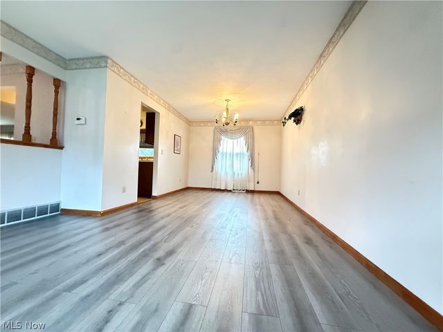 573 Beverly Drive, Tallmadge, OH 44278