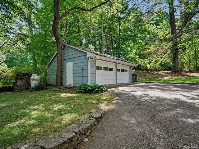 729 Croton Falls Road, Carmel, NY 10512