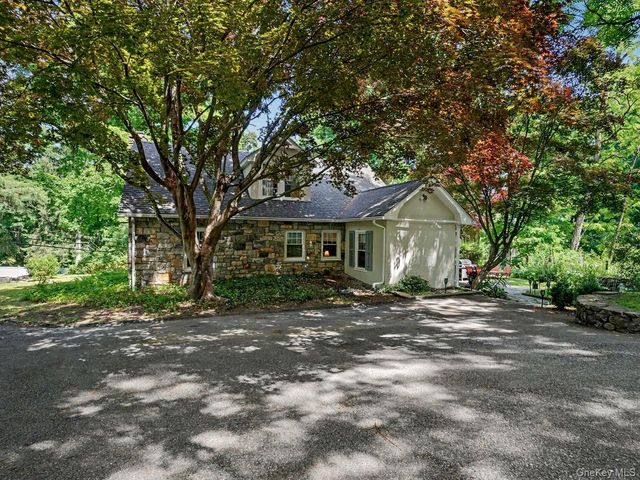 729 Croton Falls Road, Carmel, NY 10512