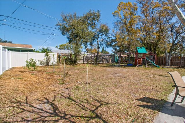 10427 124TH TERRACE, Largo, FL 33773