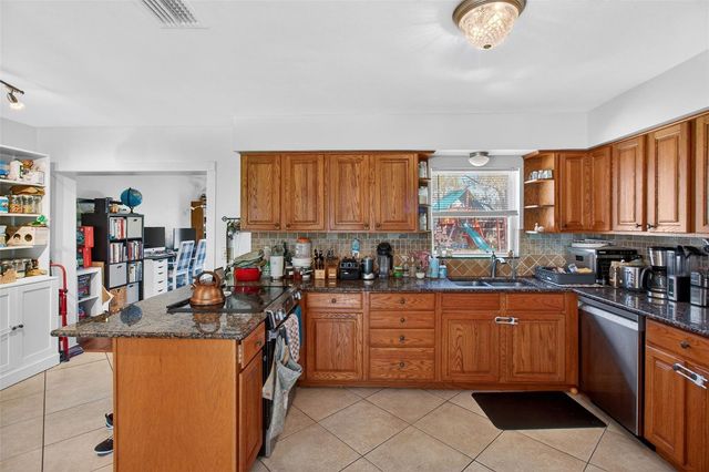 10427 124TH TERRACE, Largo, FL 33773