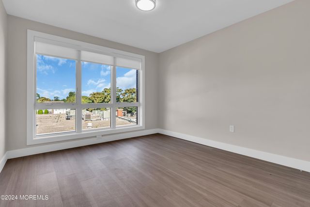 27 3rd Avenue 403, Long Branch, NJ 07740