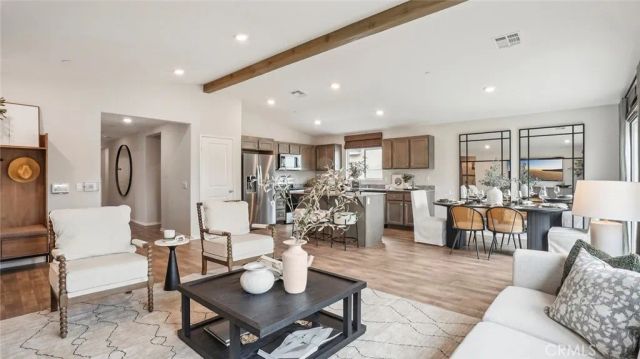 1902 Warwick Street, San Jacinto, CA 92582