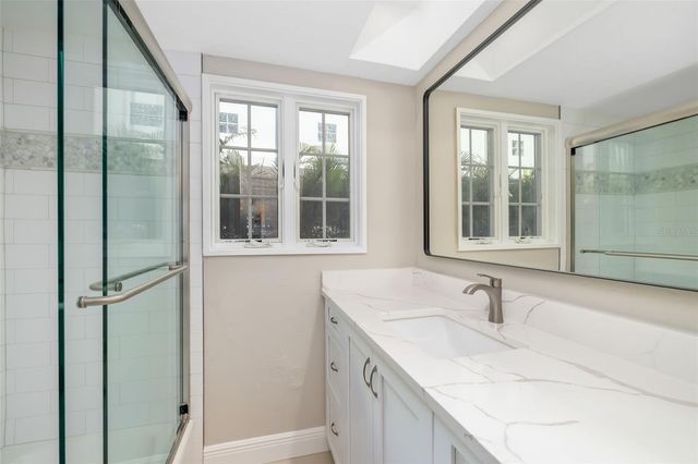 323 MADISON DRIVE, Sarasota, FL 34236