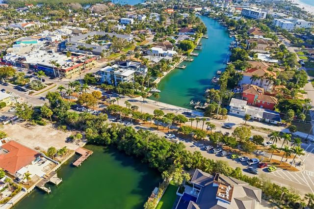 323 MADISON DRIVE, Sarasota, FL 34236