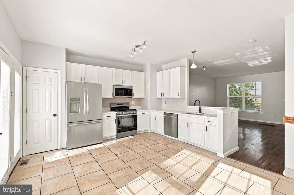 6103 FURLEY WAY, Baltimore, MD 21206