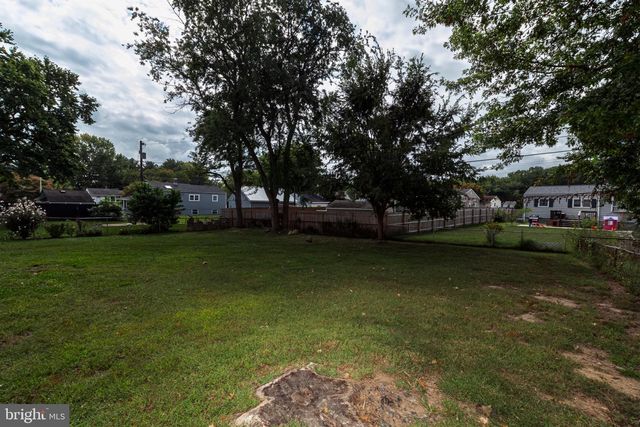 6 ABSON DR, New Castle, DE 19720