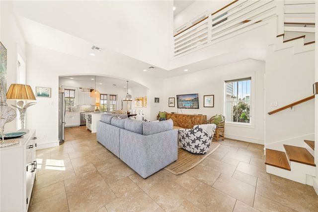 158 Bent Grass Dr, Port Aransas, TX 78373