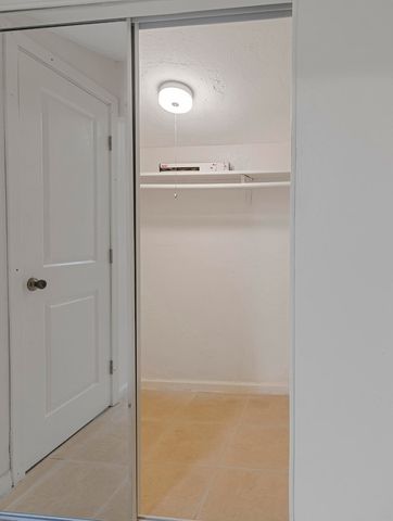 371 W 34th Street, Riviera Beach, FL 33404