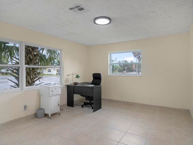 371 W 34th Street, Riviera Beach, FL 33404
