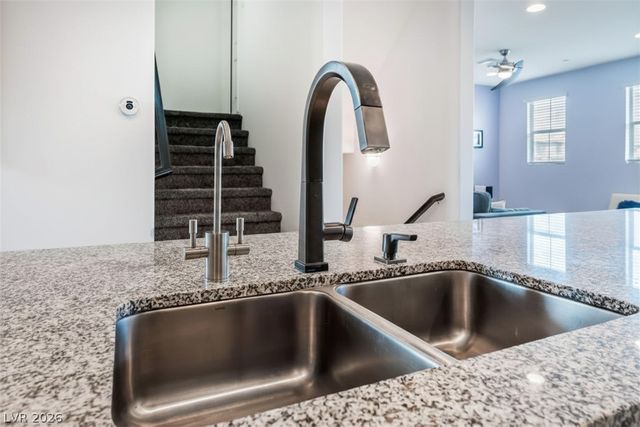 181 Petaluma Valley Drive, Las Vegas, NV 89138
