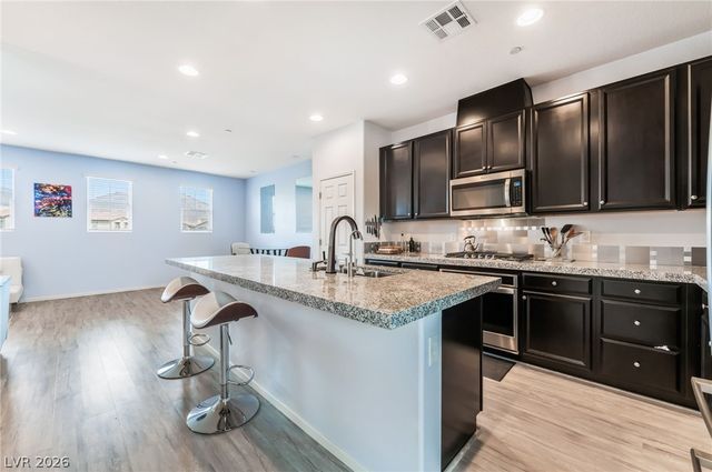 181 Petaluma Valley Drive, Las Vegas, NV 89138