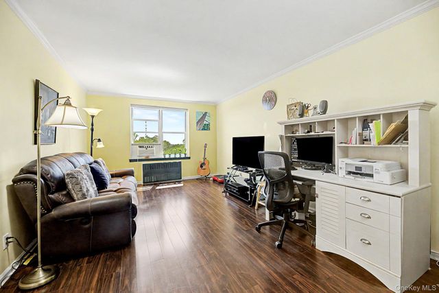 1300 Midland Avenue C-73, Yonkers, NY 10704